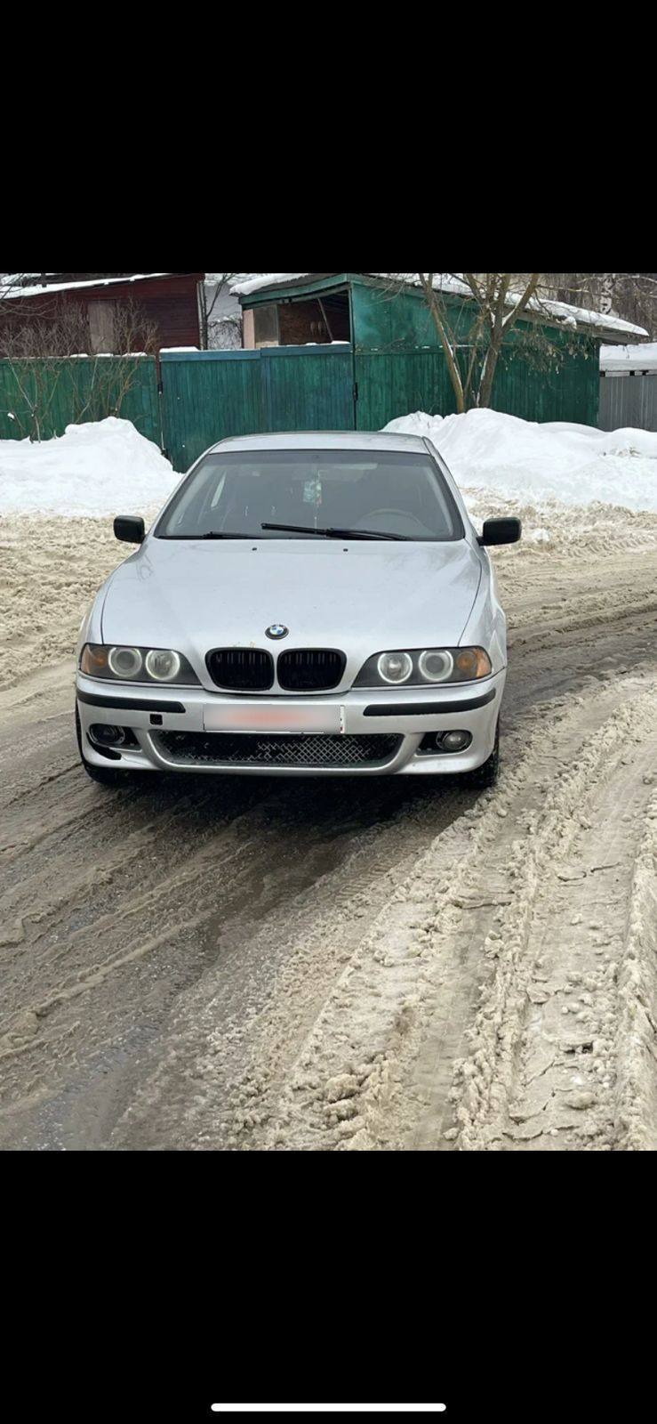 Купить BMW 5 серии IV (E39) Рестайлинг седан, 2001 года, цвет: Серый, за  525000 руб. в Санкт-Петербурге